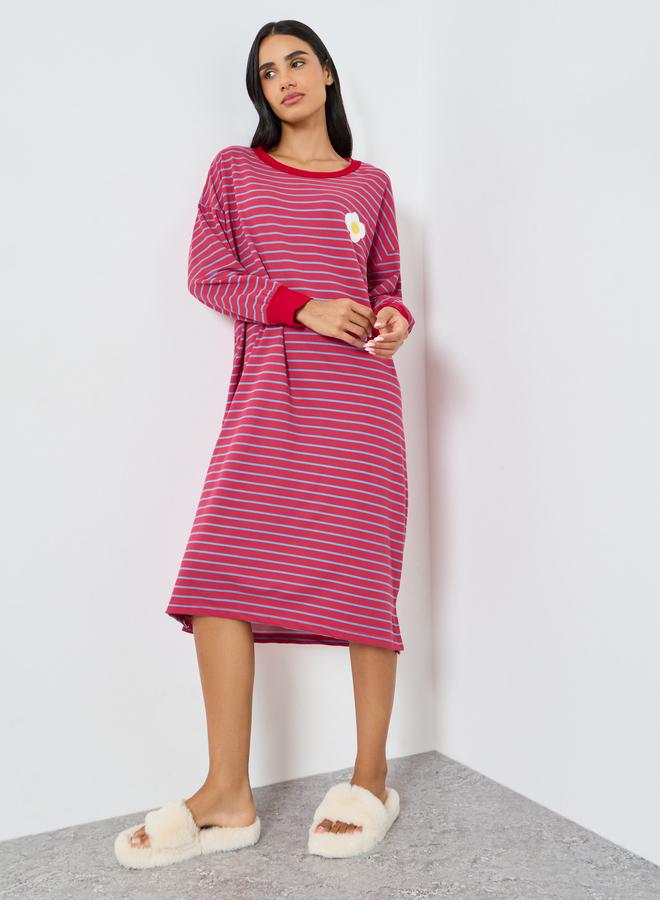 ستايلي قميص نوم مخطط بأكمام طويلة ومزخرف بزهور - Image 2